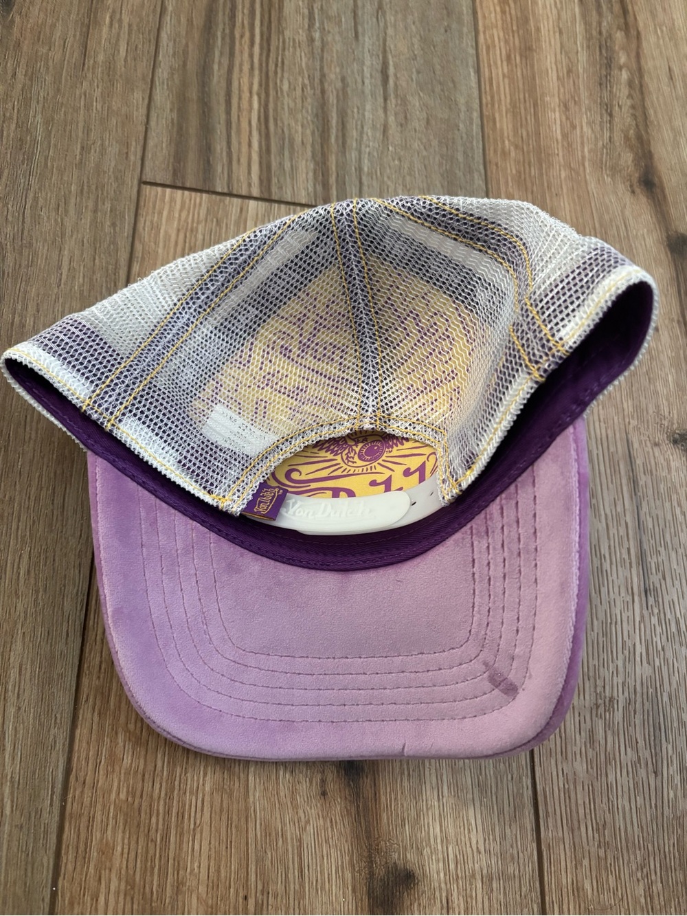 Vintage Y2K Velvet Purple/Lilac Yellow White Von Dutch Hat - Picture 2 of 4